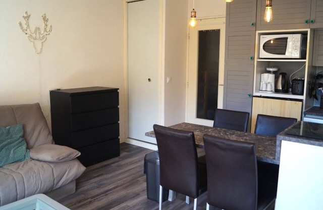 Renovated Studio with Terrace at the Foot of Super Sauze Slopes