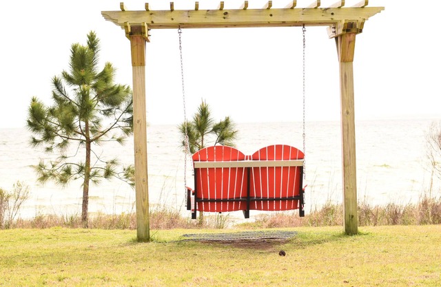 Renovated Townhome by the Bay