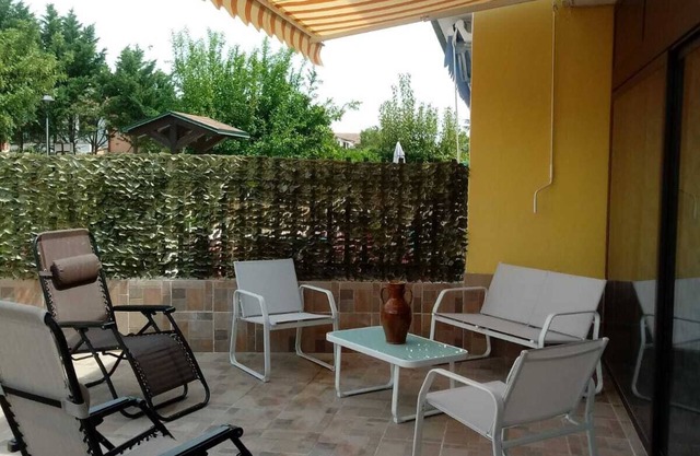 Rent for the summer period renovated cottage 5 minutes from the sea