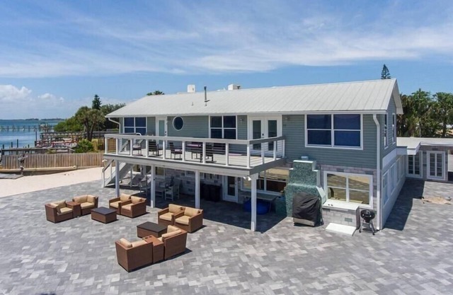Rent This Resort - Gated Private Waterfront Space