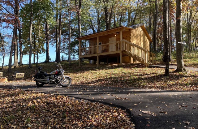 Rental Cabin - Back of the Dragon Route 16