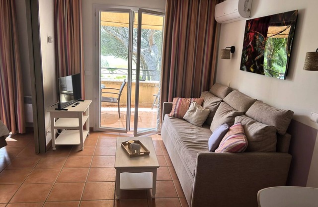 Residence Hotel du Golf de Pont Royal - maeva Home - 2 room apartment for 4 people - Selection