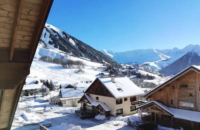 Residence La Fontaine Du Roi - Spacious apartment 11 beds, Aiguilles d'Arves view