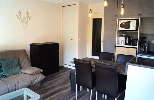 Residence Les Cimes - Studio for 4 People