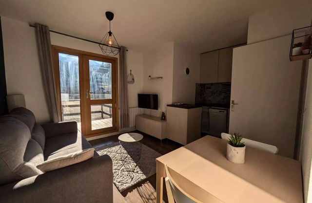 Residence Val Blanc 2 - Modern apartment 3 people, 1 bedroom, village center