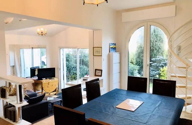 Residence Villa “ker Armor” - ARCACHON – THE MOULLEAU – PART OF VILLA 150 M FROM THE PLAGE