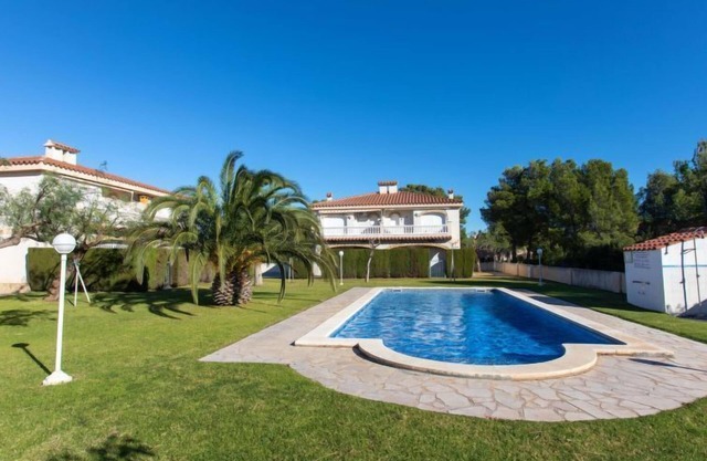 Residencial Eurosol de los Monteros by Interhome