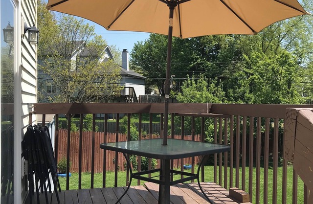Residential home all hardwood floor, ten minutes from downtown. No pets aloud.