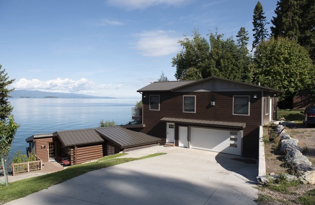 Restored 1940's Resort Cabin On Flathead Lake, ~MT~