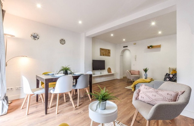 Retiro VIII - Acogedor apartamento situado en Retiro