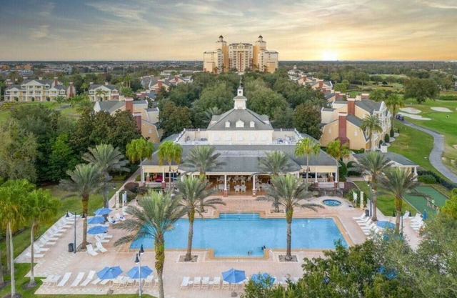 Reunion Best Golf View Condo with Resort Pools. 15 mins to Disney