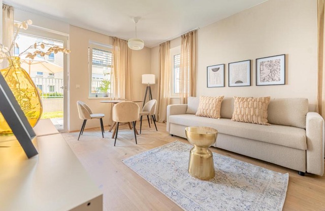 revLIVING Garden Suite am Steinertor