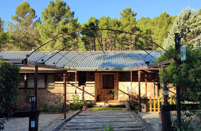 Riópar. Dentro del Parque Natural del Río Mundo. Casa de 5 Dorm 3 Baños. Ideal