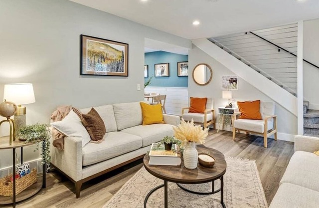 Right off i215|Pets Allowed|Close to Ski Resorts