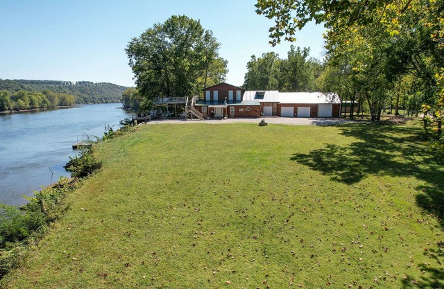 River house with panoramic views
