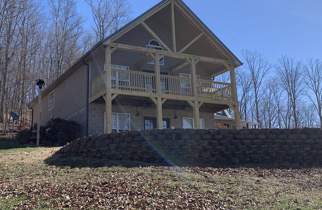River Retreat-Tennessee River Kentucky Lake Fishing Cabin Stewart County