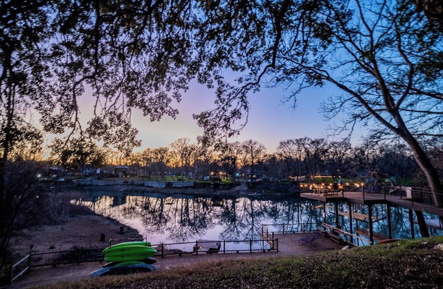 River Staycation/Fishing Dock/Kayak/FastWiFi
