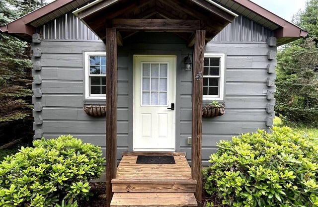 River Walk Cabins: Fishing Cabin