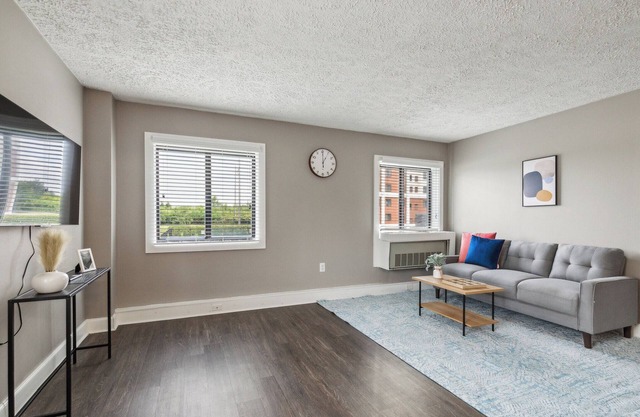 River West 101 I Luxury Living Redefined