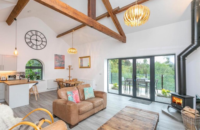 Riverbank Cottage