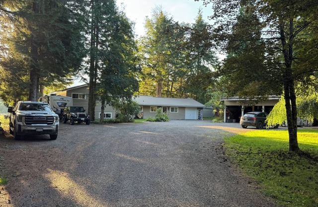 Riverfront Retreat on the Skeena