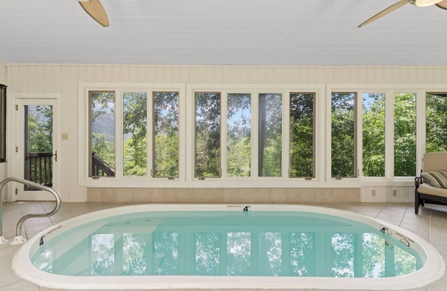 Riverfront Shenandoah Retreat – Hot Tub, Cold Plunge & Mountain Views!