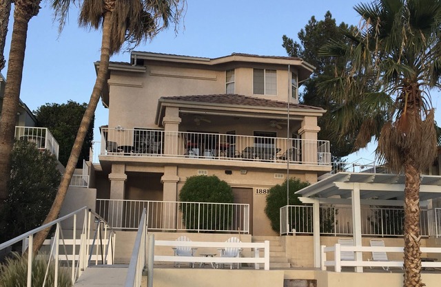 Riverfront with private beach and newly refurbished dock