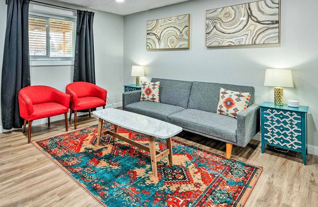 Riverton Retreat 10 Mi to Thanksgiving Point!