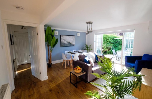 Riverwalk Apartment One