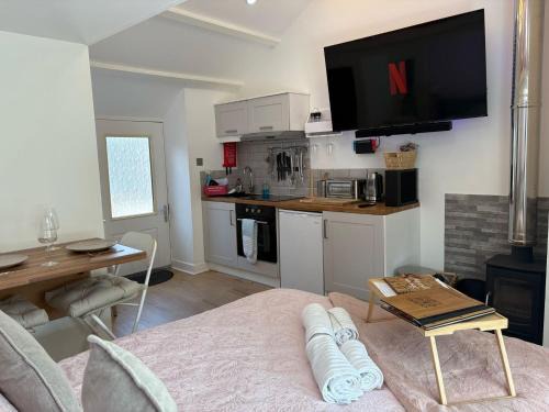 Robyns Retreat - Cosy Hideaway Perfect To Explore