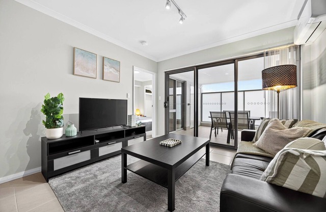 Rockingham Escape 2br Apt Near Beach and Shops