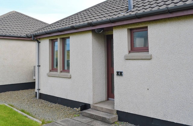 Rockworks Chalets No.4 - UK7043