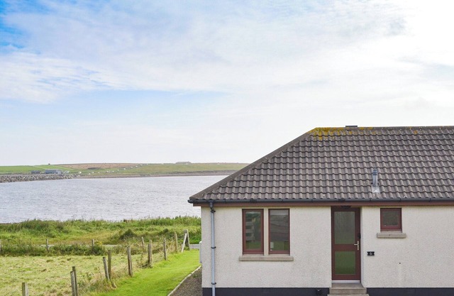 Rockworks Chalets No.6 - UK7045
