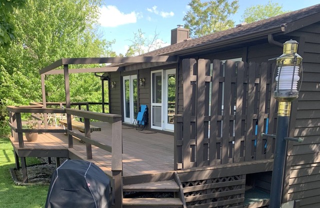 Rocky Top Guesthouse on the River