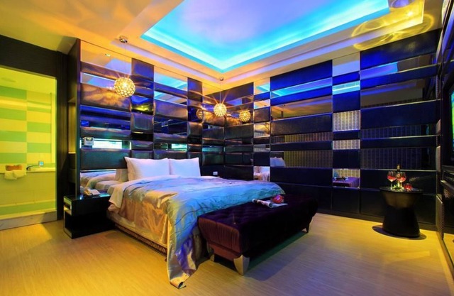 Roman Vacation Motel