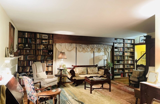 Romantic Cottage In The Village Of Sewickley