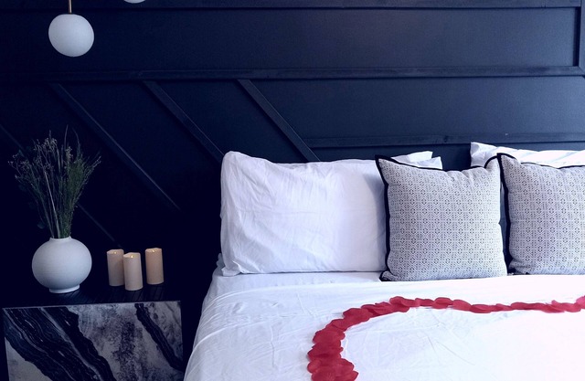 Romantic Getaway with Red Room, Swing & Love Dungeon