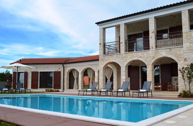 Romantic new villa with large private pool and spacious garden in Central Istria