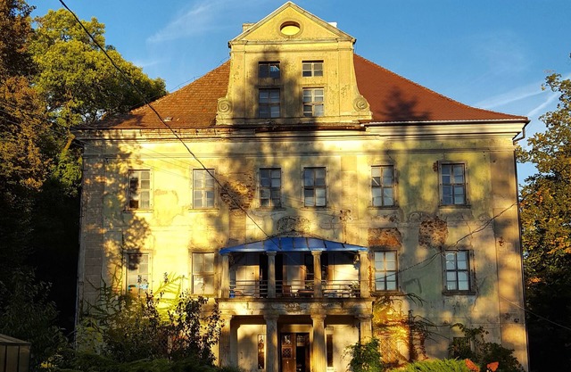 Romantic Renaissance Palace in Rząsiny