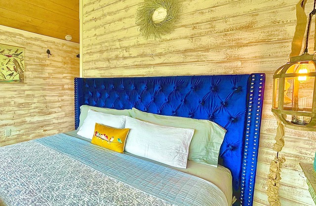 Romantic Treehouse Studio Suite overlooking the Texas Hill Country