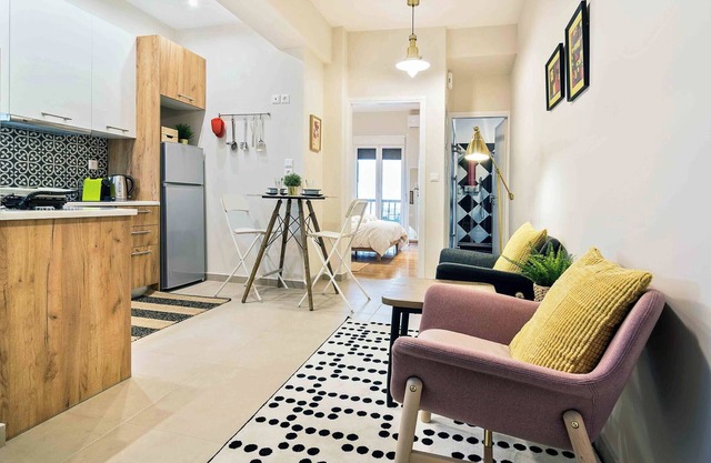 Romantic & Well Decor Shining ☆ Top Location!