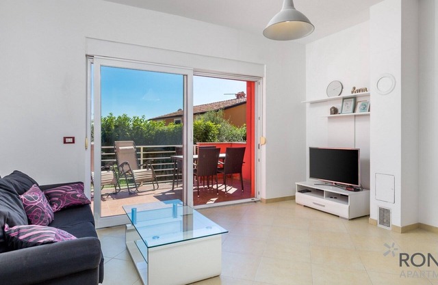 Rona two level apartment Denis