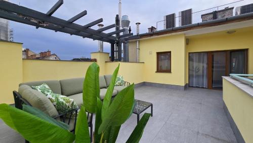 Rooftop Serenity Apartments