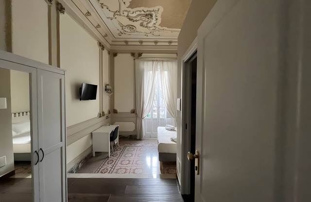 Room '1922' with Balcony