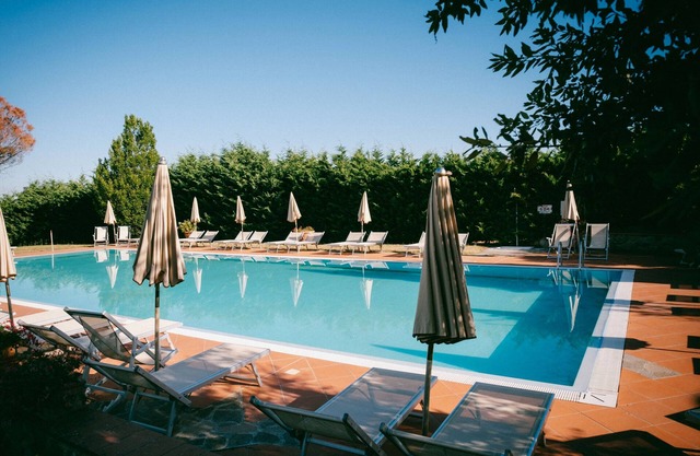 Room '56 H Fattoria Degli Usignoli' with Shared Pool, Wi-Fi and Air Conditioning