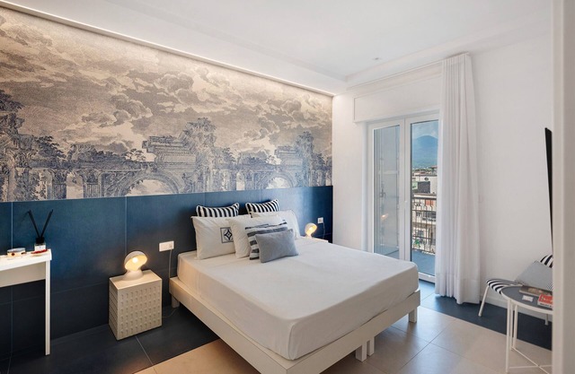 Room 'Aria Con Vista Vesuvio' with Mountain View, Wi-Fi and Air Conditioning