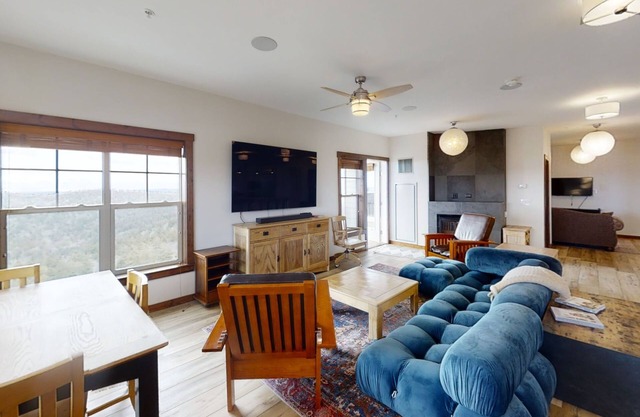 Room for Everyone in Spacious 6BR Soaring Eagle! by RedAwning