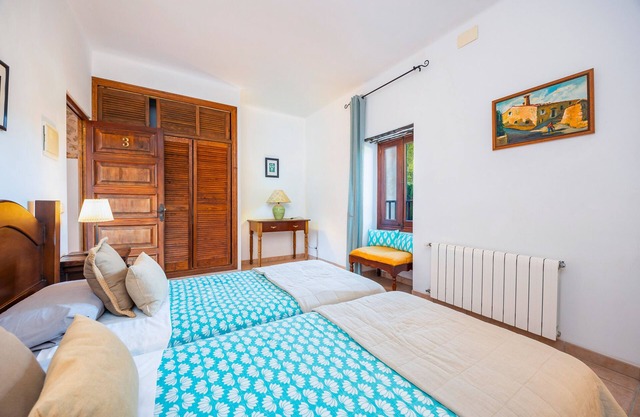 Room 'Habitación 3' with Mountain View, Shared Pool and Wi-Fi