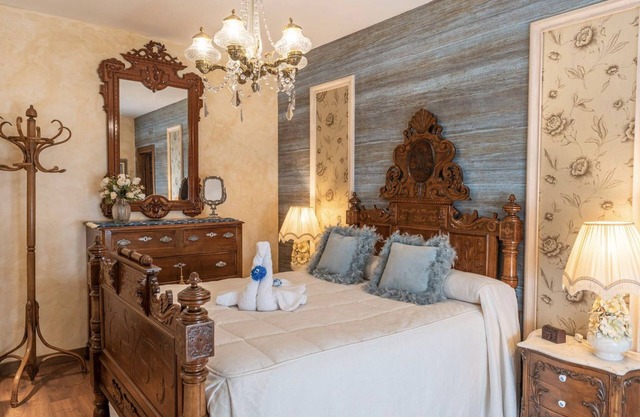 Room 'María' with Shared Pool, Shared Terrace and Wi-Fi