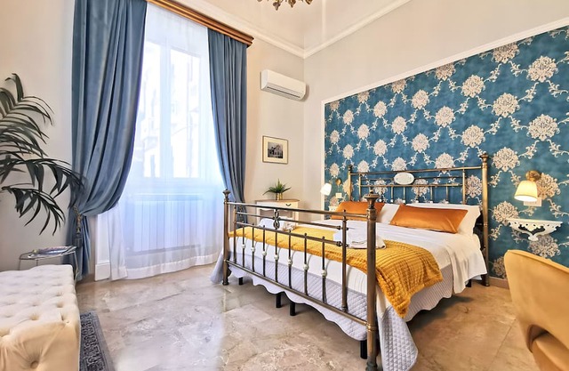 Room 'Matrimoniale Deluxe' with Wi-Fi and Air Conditioning